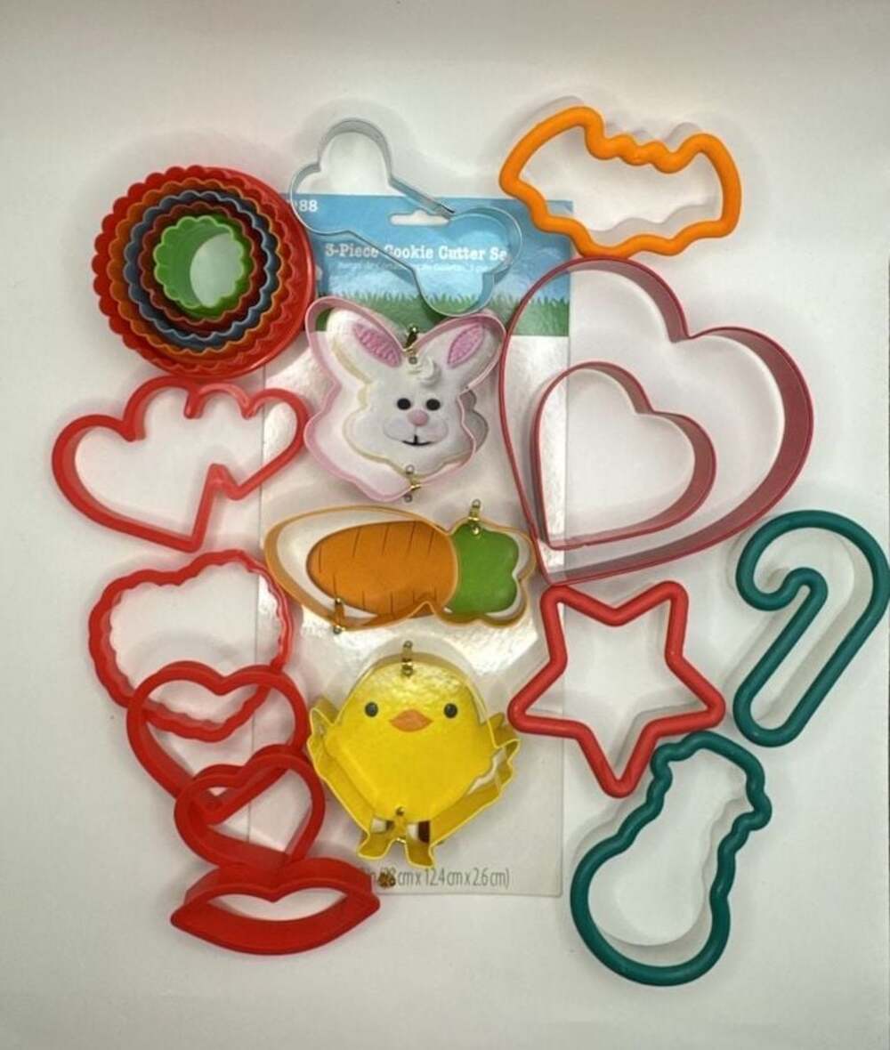 Lot of 15 Multi-Shape Plastic and Metal Cookie Cutters